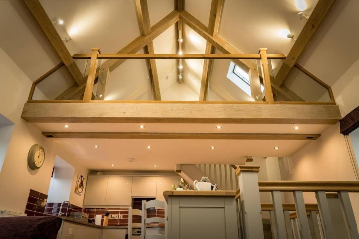 Cart House - Stunning - *